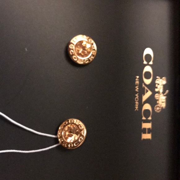 NWT! Coach rose gold open circle logo earrings - Picture 5 of 5